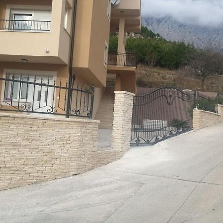Ferdo 2 Appartement Makarska Buitenkant foto