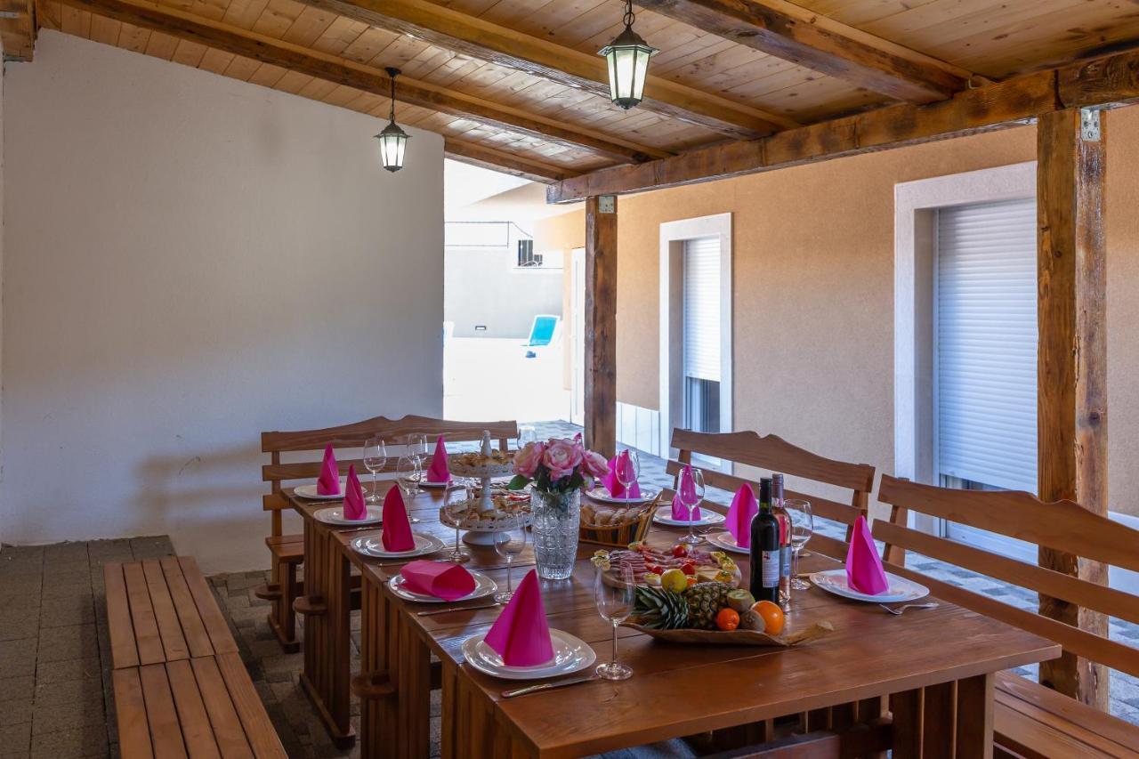 Ferdo 2 Appartement Makarska Buitenkant foto