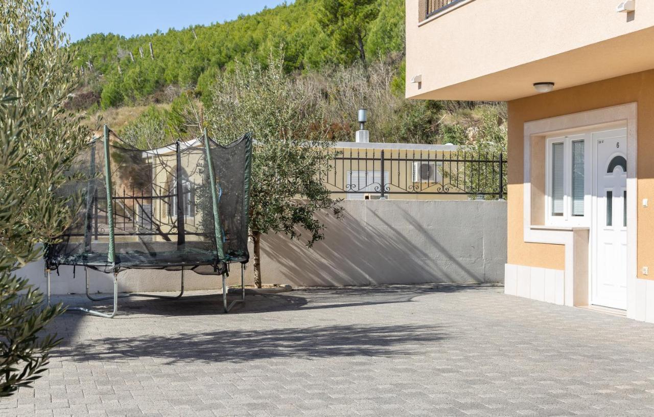Ferdo 2 Appartement Makarska Buitenkant foto